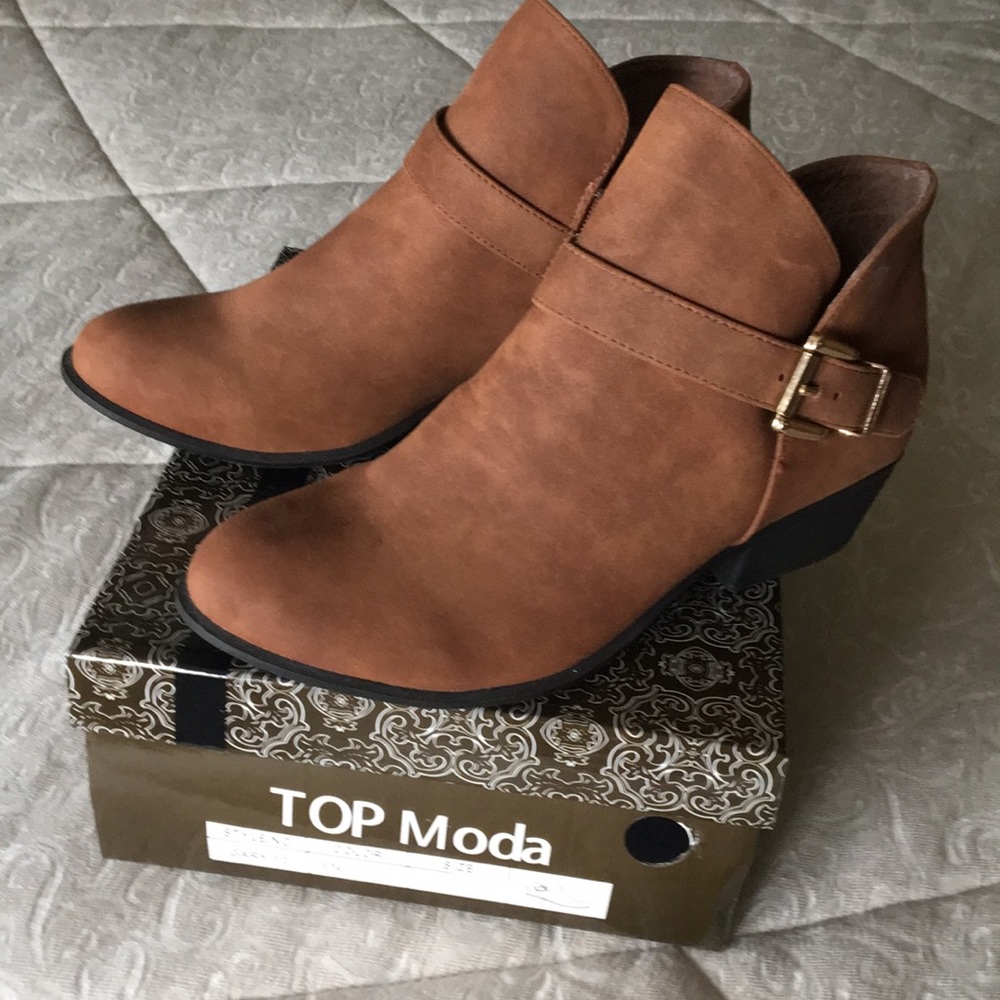 Tan Boot - Picture 2 of 3